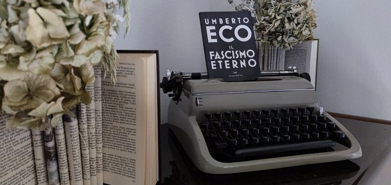 Il-fascismo-eterno-Umberto-Eco-webok